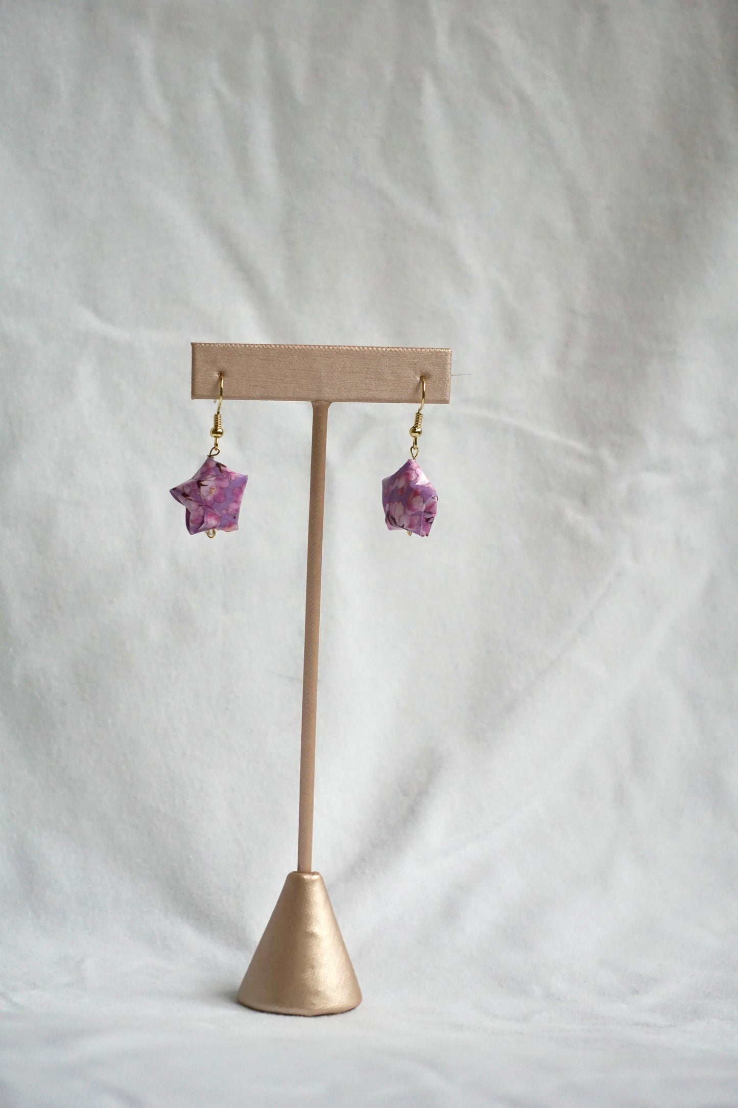 Hoshi (star earrings)