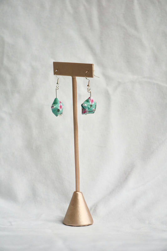 Hoshi (star earrings)
